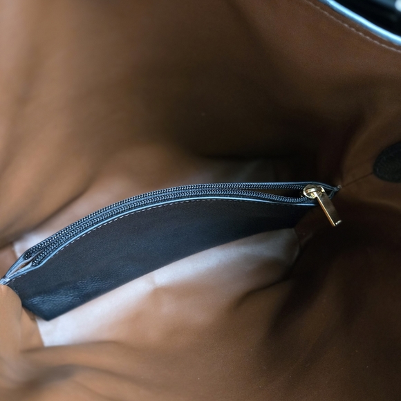 Fossil Jessie Leather Bucket Shoulder Bag-New Without Tags - Picture 5 of 8